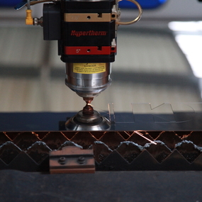 cięcie laserowe cnc laser wypalarka laserowa fiber światłowodowy cnc Eckert