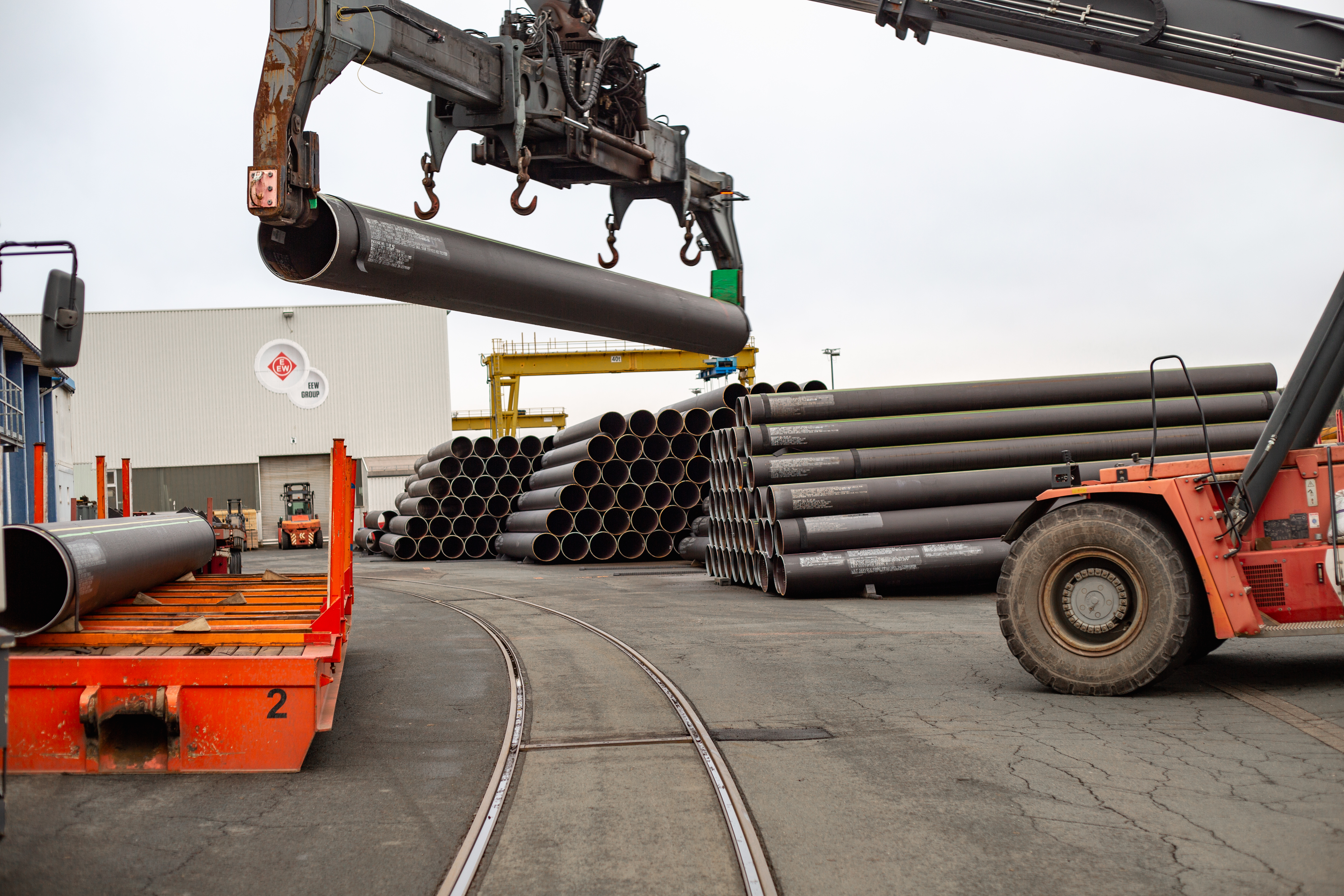 Rury stalowe LSAW wyprodukowane w zakładzie EEW Pipe Production